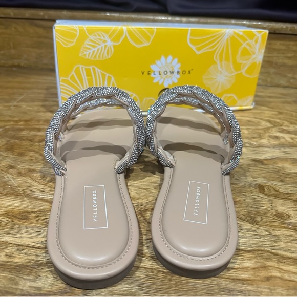 New Yellow Box Gorgeous Davie Clear rhinestone sandals Sz 10. - Picture 4 of 7